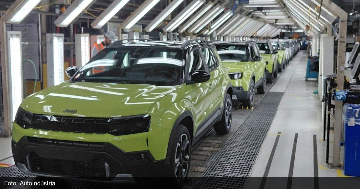 Produção do Jeep Avenger na fábrica de Porto Real (RJ)